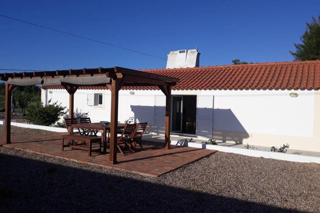 Villa A Espera No Monte Melides Exterior foto